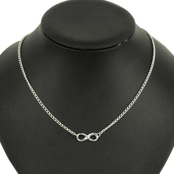 Náhrdelník Infinite Chain - Stříbrná
